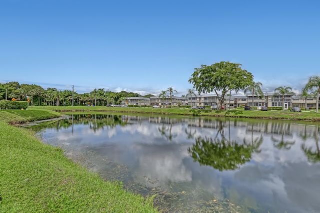 611 SAXONY M Park, Delray Beach, FL 33446
