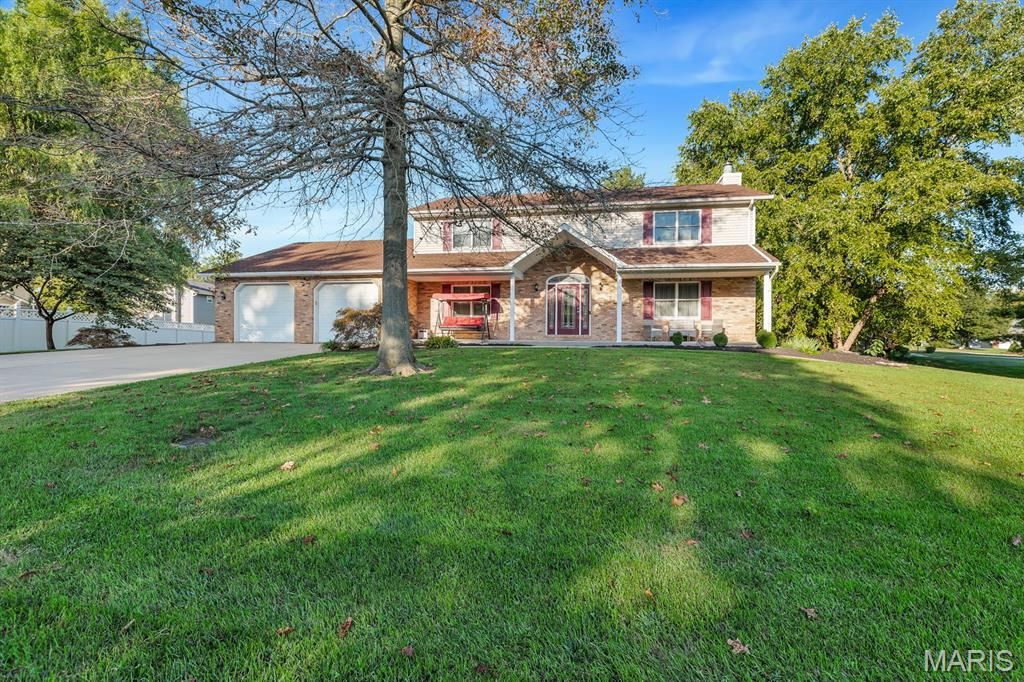 5 Deer Trail Drive, Collinsville, IL 62234