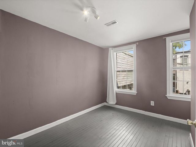 1648 KRAMER ST NE, Washington, DC 20002