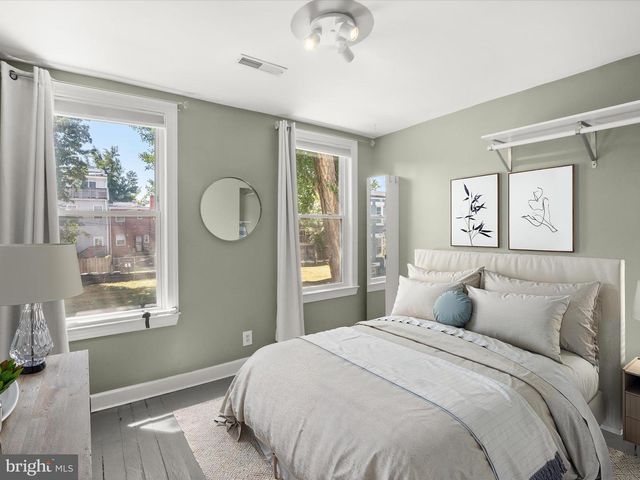 1648 KRAMER ST NE, Washington, DC 20002