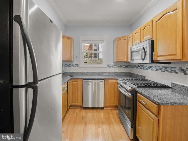 1648 KRAMER ST NE, Washington, DC 20002