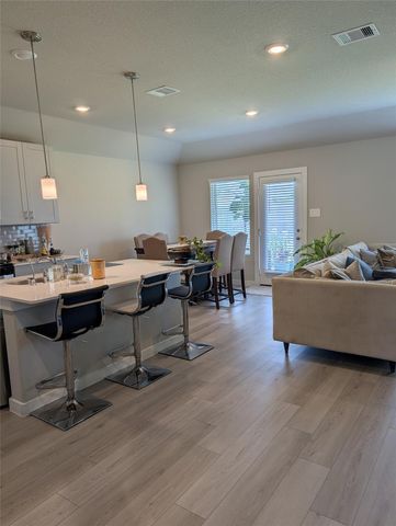 6406 Brazos Trail Drive, Richmond, TX 77469