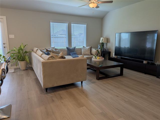 6406 Brazos Trail Drive, Richmond, TX 77469