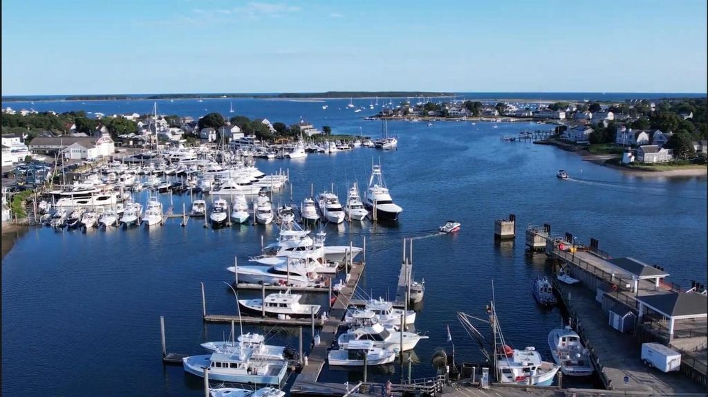89 Lewis Bay Rd 207, Barnstable, MA 02601