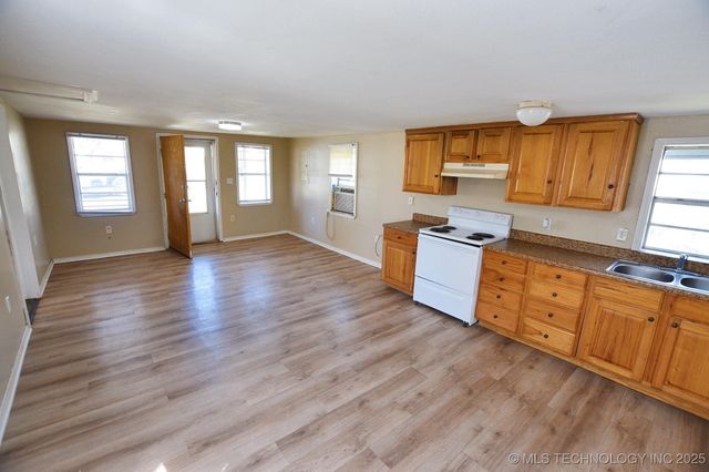 215 S Maple Avenue, Tahlequah, OK 74464