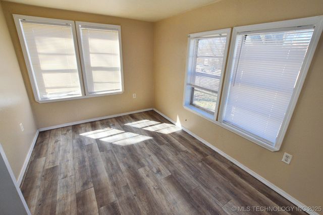 215 S Maple Avenue, Tahlequah, OK 74464