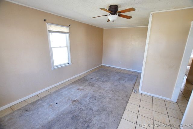 215 S Maple Avenue, Tahlequah, OK 74464