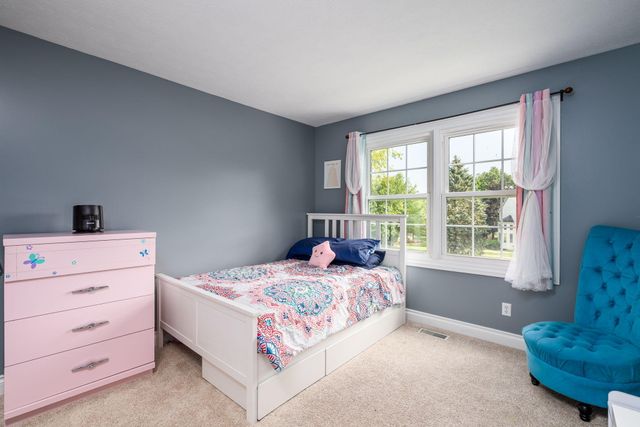 7135 Loma Linda Drive, Rockford, MI 49341