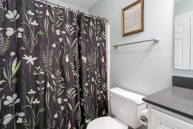 7135 Loma Linda Drive, Rockford, MI 49341