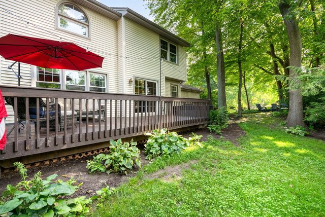 7135 Loma Linda Drive, Rockford, MI 49341