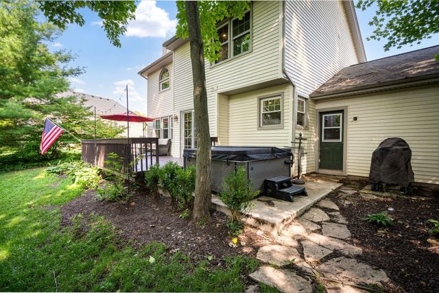 7135 Loma Linda Drive, Rockford, MI 49341