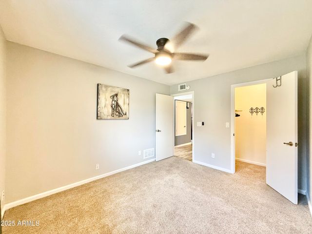 533 W GUADALUPE Road 1140, Mesa, AZ 85210