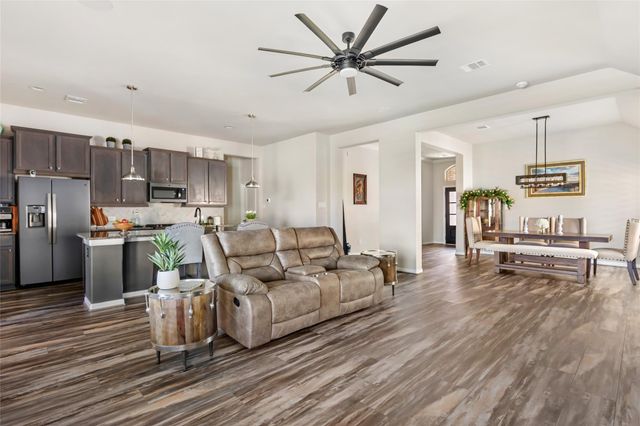 2819 Arbor Edge Crossing, La Marque, TX 77568