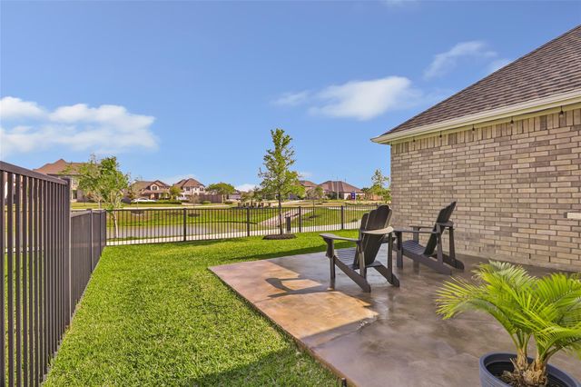 2819 Arbor Edge Crossing, La Marque, TX 77568
