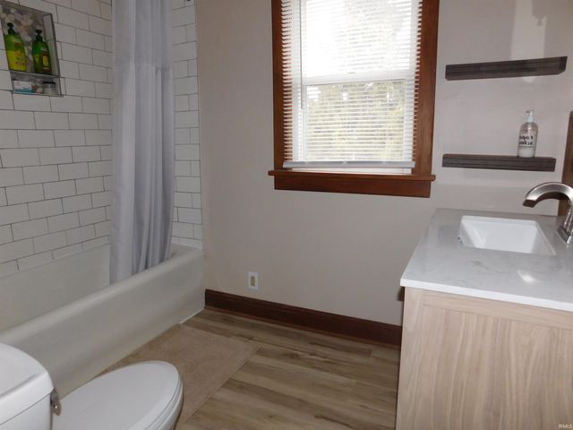 3006 W Jackson Street, Muncie, IN 47304