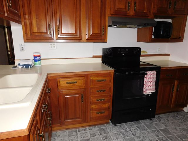 3006 W Jackson Street, Muncie, IN 47304