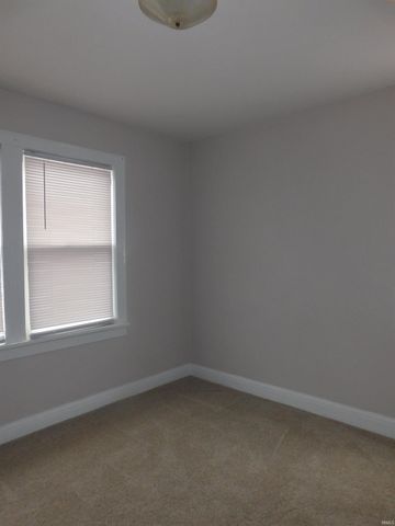 3006 W Jackson Street, Muncie, IN 47304