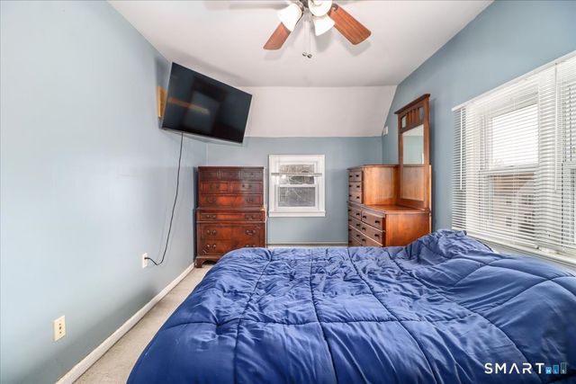 2 Reeds Lane, Stratford, CT 06614
