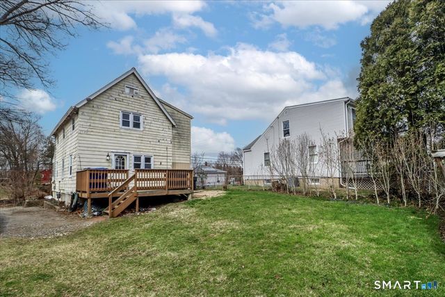 2 Reeds Lane, Stratford, CT 06614