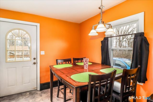 2 Reeds Lane, Stratford, CT 06614