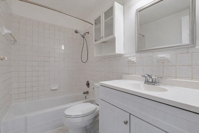 1417 Braes Ridge DR B, Austin, TX 78723