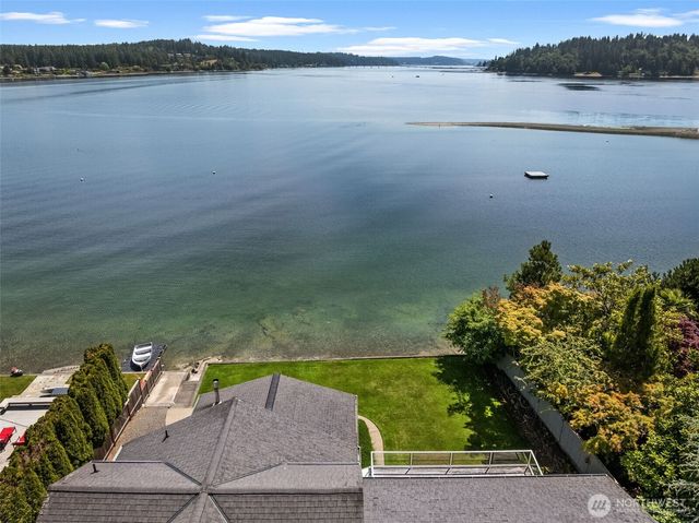 2815 Moorelands Drive NW, Gig Harbor, WA 98335