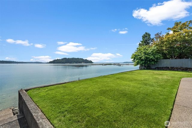 2815 Moorelands Drive NW, Gig Harbor, WA 98335
