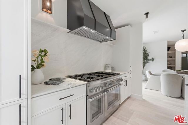 3647 Barry Avenue, Los Angeles, CA 90066