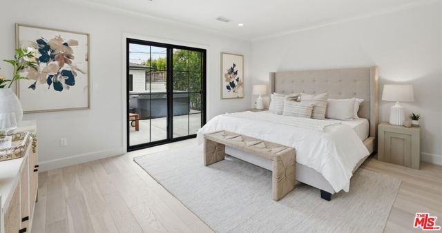 3647 Barry Avenue, Los Angeles, CA 90066