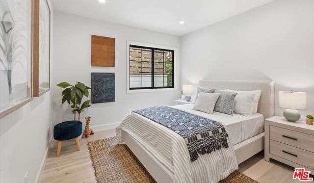 3647 Barry Avenue, Los Angeles, CA 90066