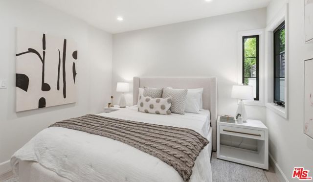 3647 Barry Avenue, Los Angeles, CA 90066