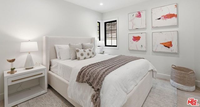 3647 Barry Avenue, Los Angeles, CA 90066