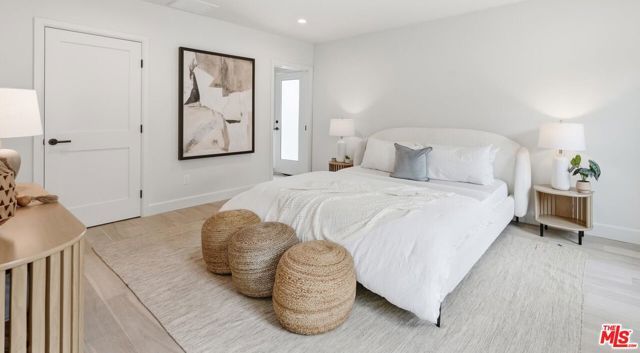 3647 Barry Avenue, Los Angeles, CA 90066