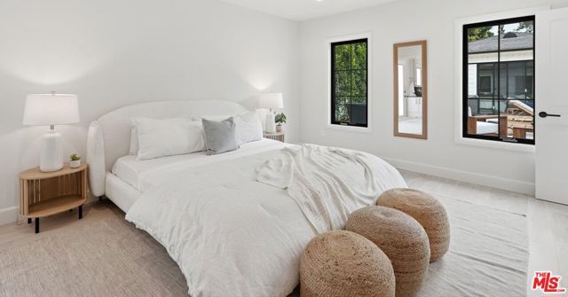 3647 Barry Avenue, Los Angeles, CA 90066