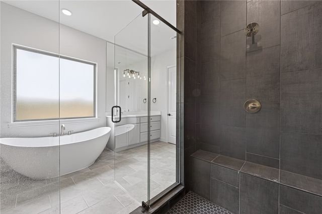 8900 W Comet Drive, Bentonville, AR 72713