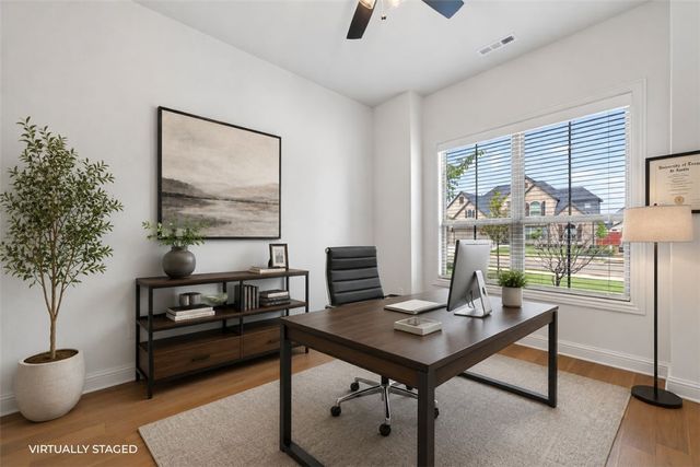 8900 W Comet Drive, Bentonville, AR 72713