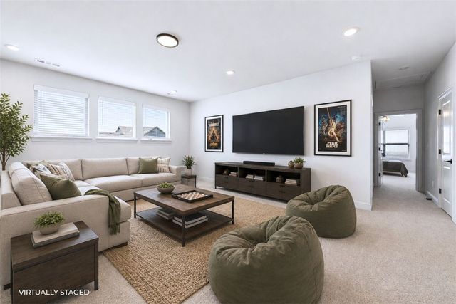 8900 W Comet Drive, Bentonville, AR 72713