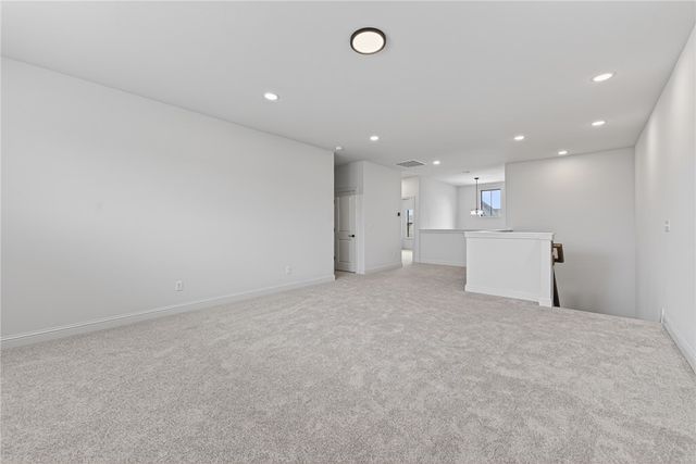 8900 W Comet Drive, Bentonville, AR 72713