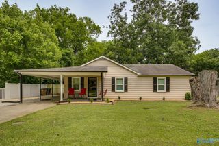 2310 SW State Avenue, Decatur, AL 35601