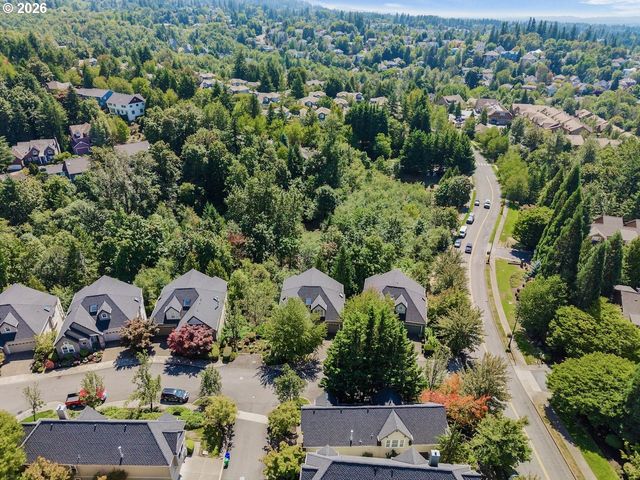 2306 Nw MILLER Rd, Portland, OR 97229