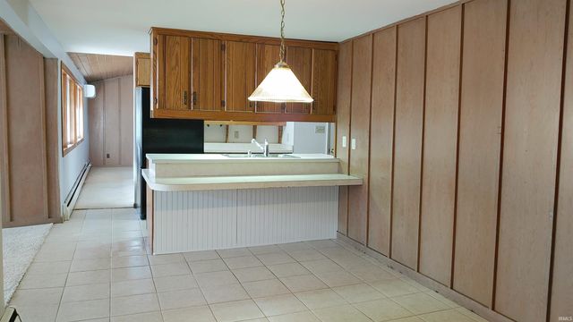 217 W WASHINGTON CENTER Road, Fort Wayne, IN 46825