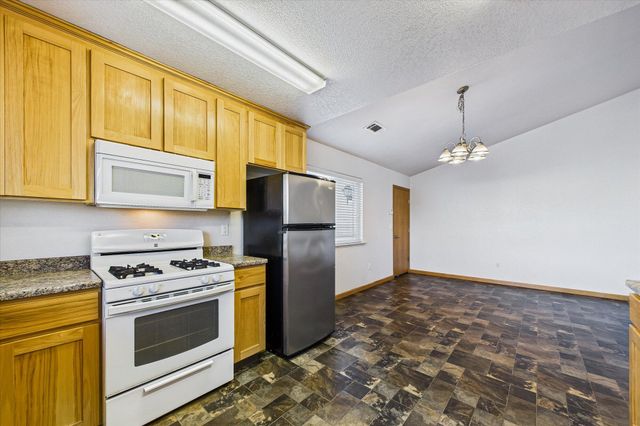 1695-1697 Oakdale Drive Drive, Mckinleyville, CA 95519