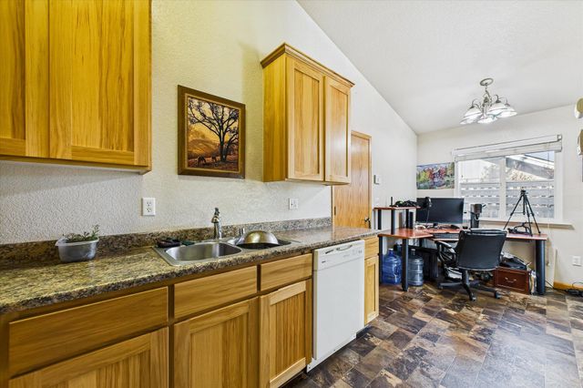 1695-1697 Oakdale Drive Drive, Mckinleyville, CA 95519