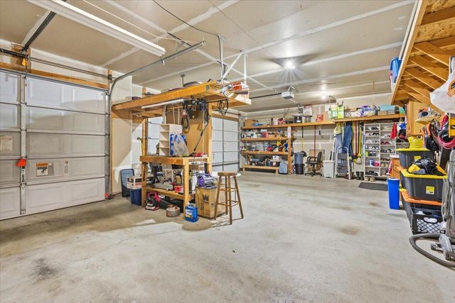 8549 Woodland Curve, Saint Bonifacius, MN 55375
