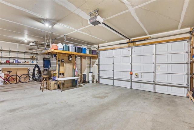 8549 Woodland Curve, Saint Bonifacius, MN 55375