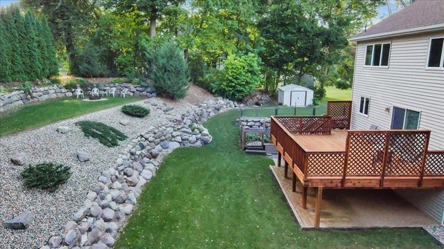 8549 Woodland Curve, Saint Bonifacius, MN 55375