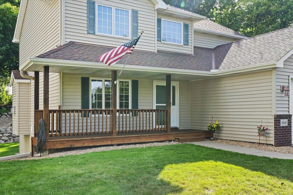 8549 Woodland Curve, Saint Bonifacius, MN 55375 — photo 4