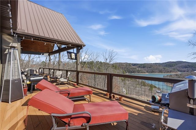 663 County Road 153, Eureka Springs, AR 72632