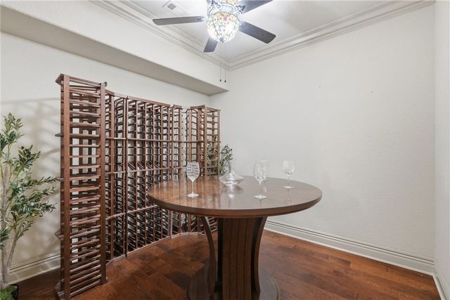 663 County Road 153, Eureka Springs, AR 72632