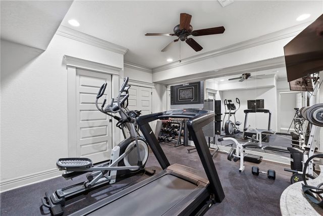 663 County Road 153, Eureka Springs, AR 72632